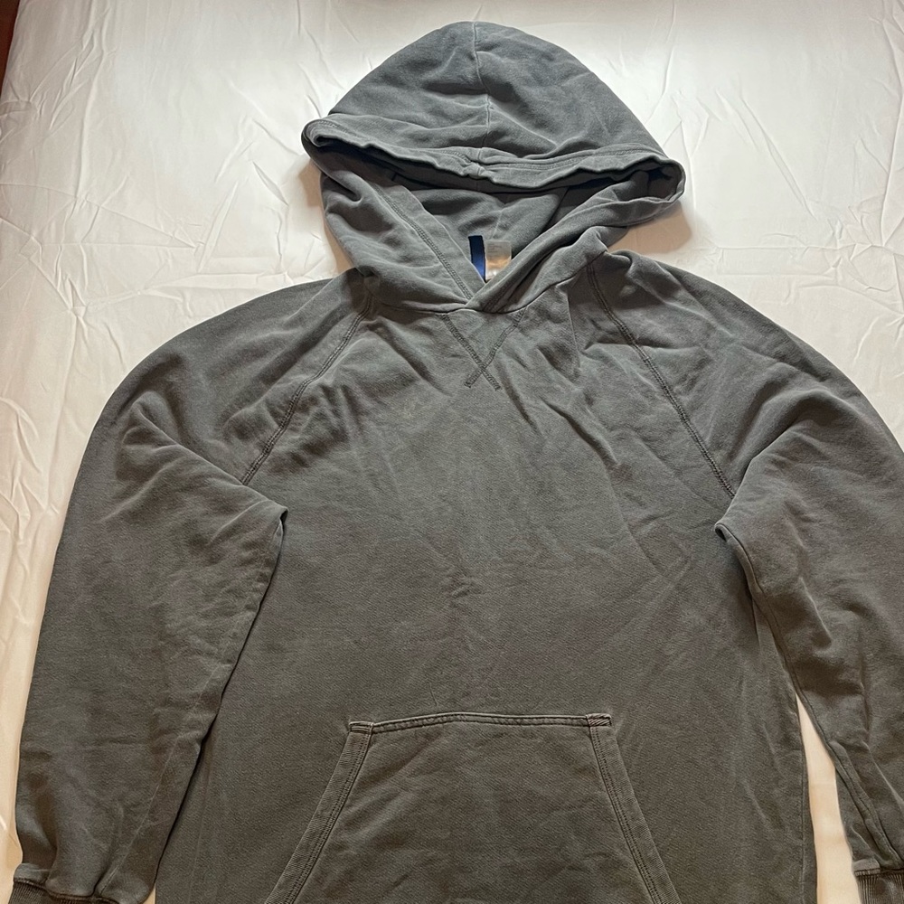 H&M DIVIDED Stone Gray Pullover Hoodie Men's XS.